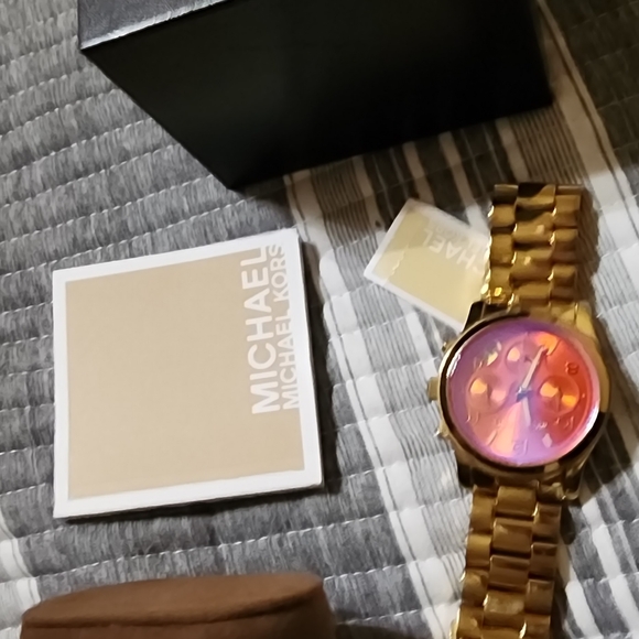 Authentic Michael kors Womens Watch ⌚️ - Picture 6 of 10